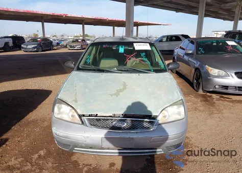 2005 Ford Focus Zx4 from USA, damaged, VIN 1FAFP34N75W278496